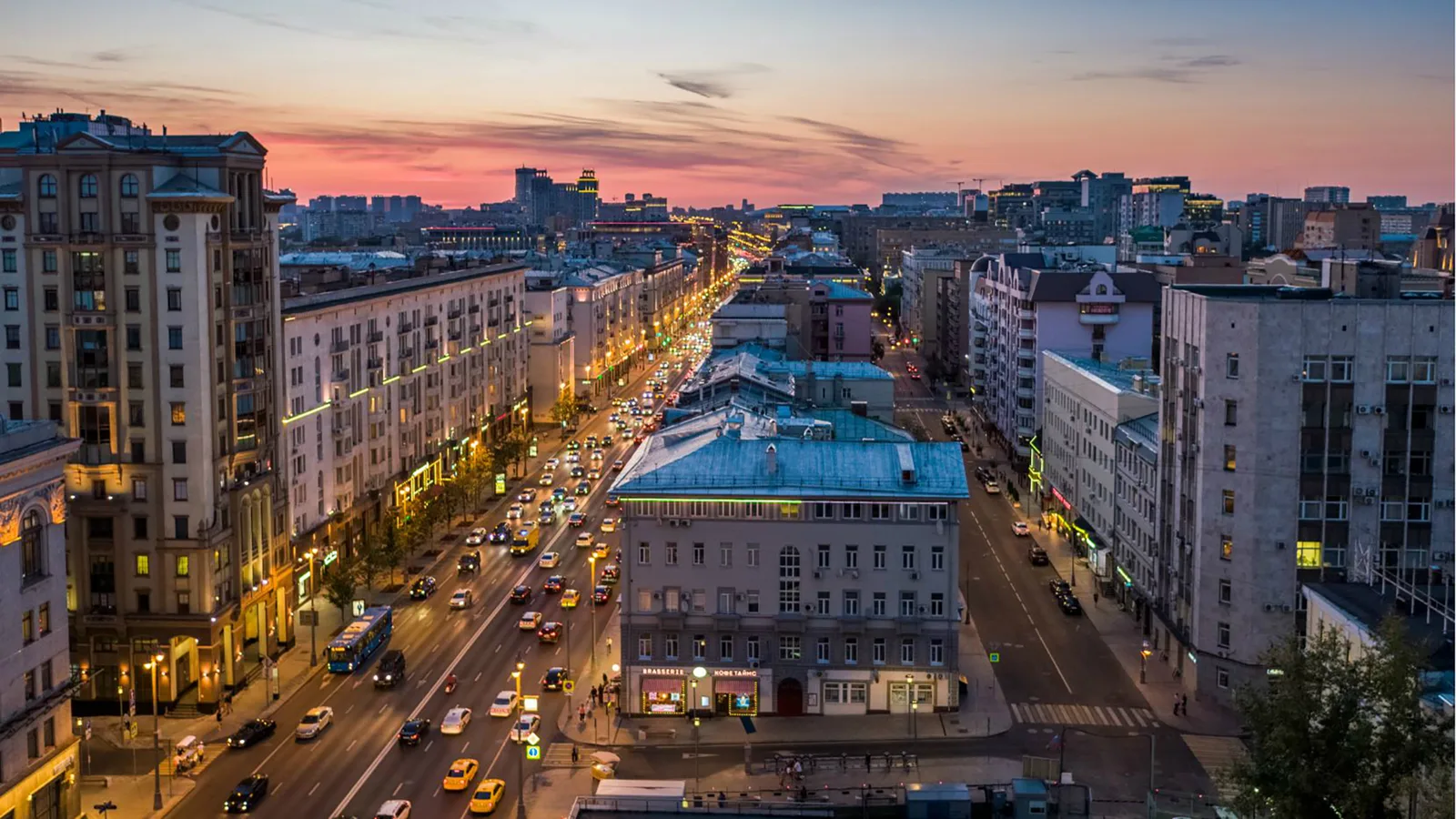Вид на Тверскую-Ямскую из окон пентхауса Fairmont